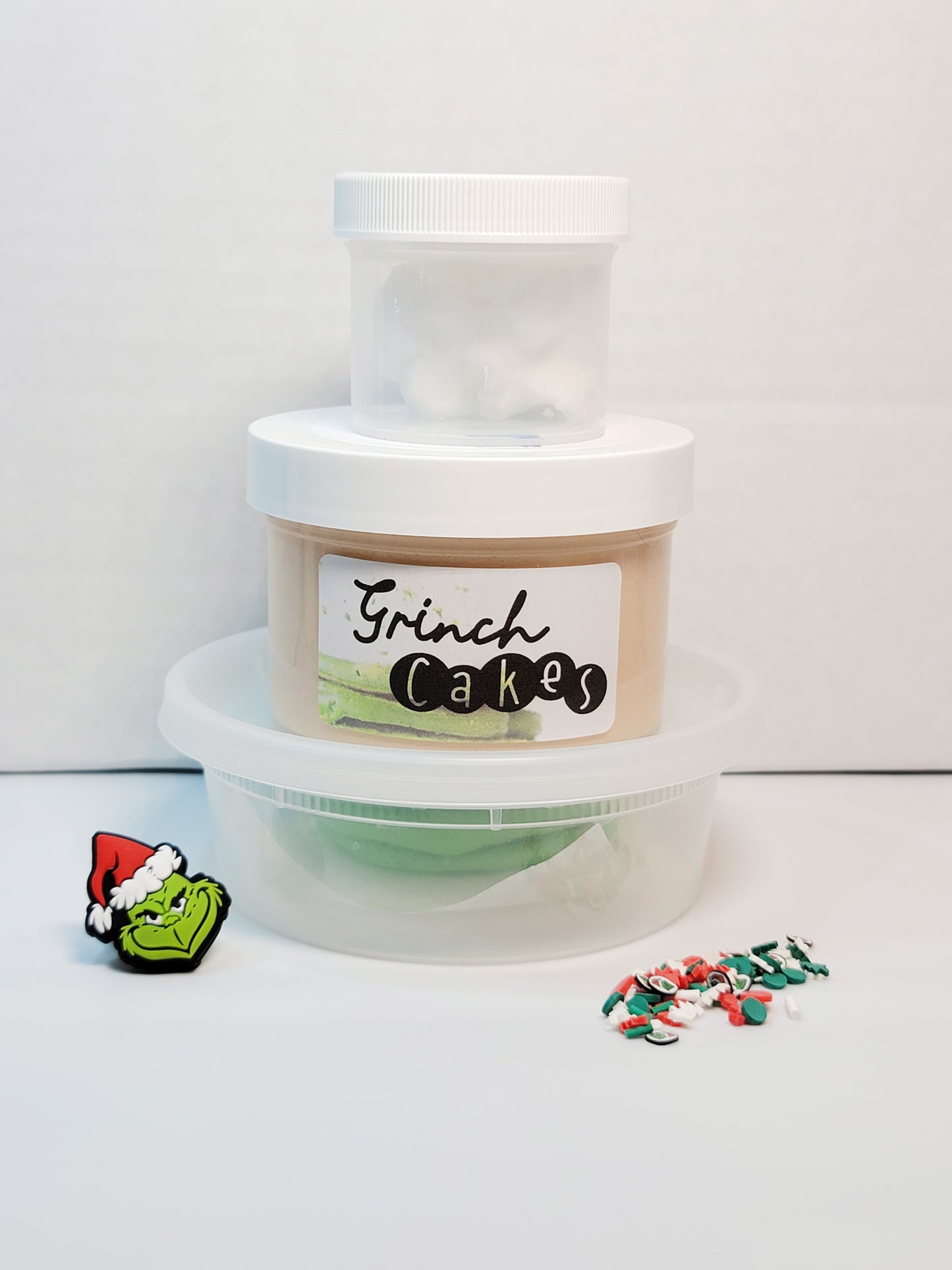 Grinch Cakes